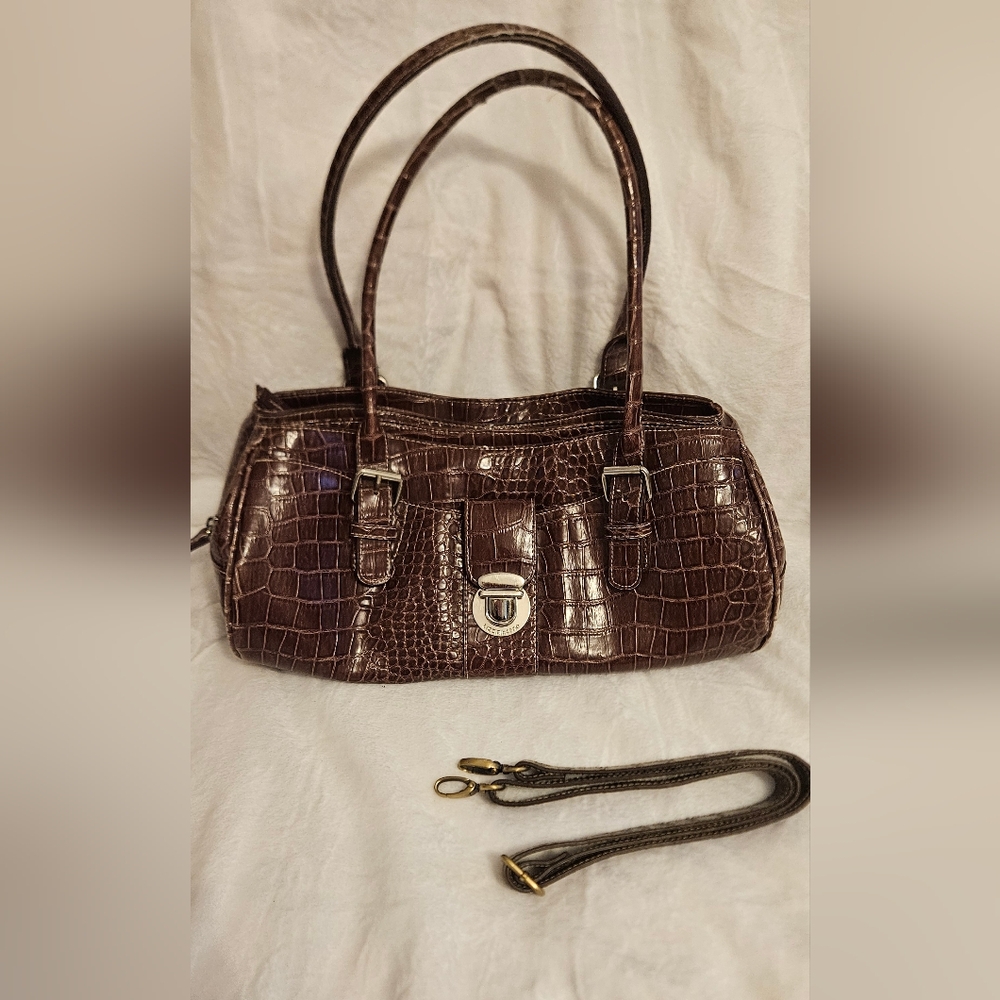Liz claiborne crazy horse hand bag  bundle of 2 GUC - Picture 15 of 16